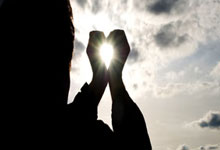 AG米兰体育：[NBA]找回状态 东契奇追身三分打停.